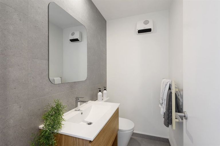 Photo of property in 2/63 Poulson Street, Addington, Christchurch, 8024