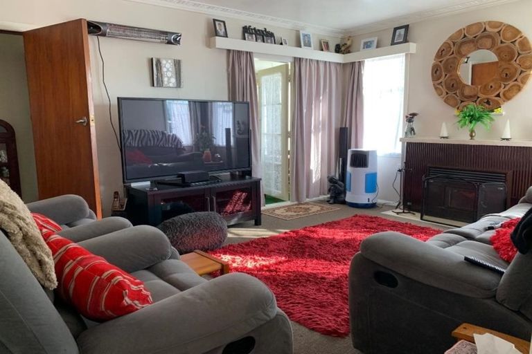 Photo of property in 161 Weraroa Road, Levin, 5510