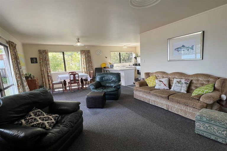 Photo of property in 60 Tamatea Street, Rotoiti Forest, Rotorua, 3074