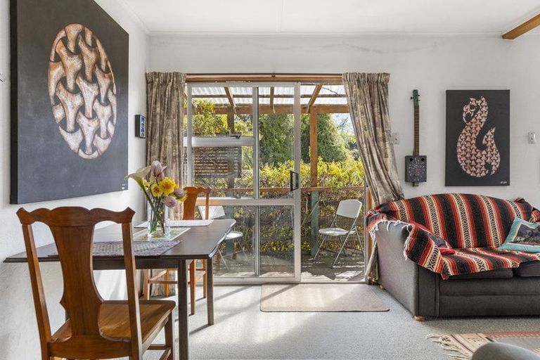 Photo of property in 2 Fraser Street, Roseneath, Port Chalmers, 9023