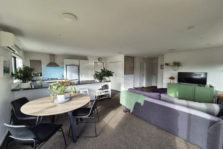 Photo of property in 2 Pukeko Place, Wanaka, 9305