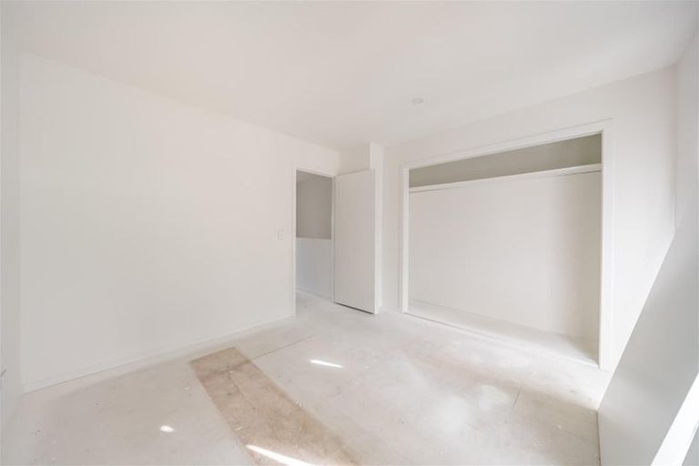 Photo of property in 4/104 Martin Street, Wallaceville, Upper Hutt, 5018