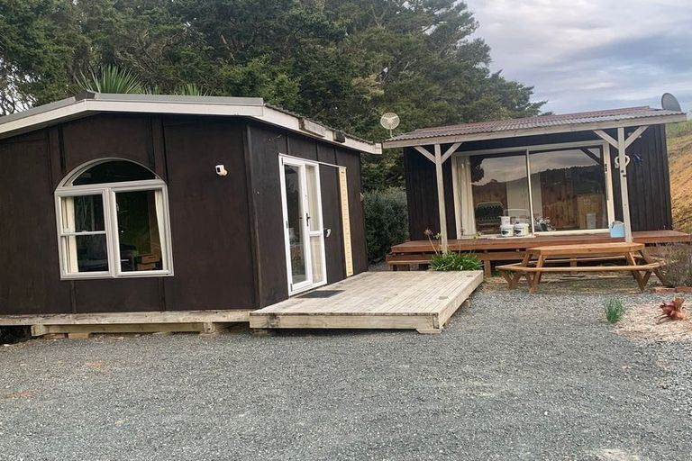 Photo of property in 1665 Matapouri Road, Matapouri, Whangarei, 0173