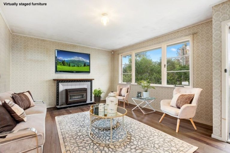 Photo of property in 43 Gillespies Road, Birchville, Upper Hutt, 5018