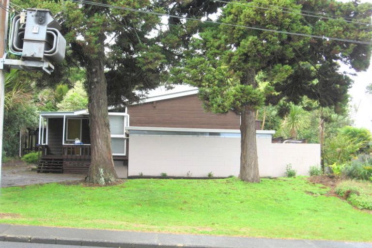 Photo of property in 1/2 Claude Road, Hillpark, Auckland, 2102