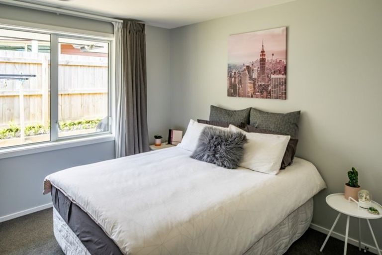 Photo of property in 68 Banks Boulevard, Whitby, Porirua, 5024