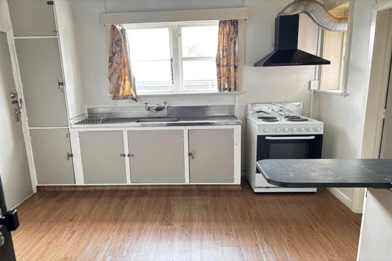 Photo of property in 96 Forest Lake Road, Forest Lake, Hamilton, 3200