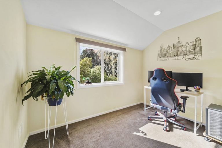 Photo of property in 25d Omar Street, Khandallah, Wellington, 6035