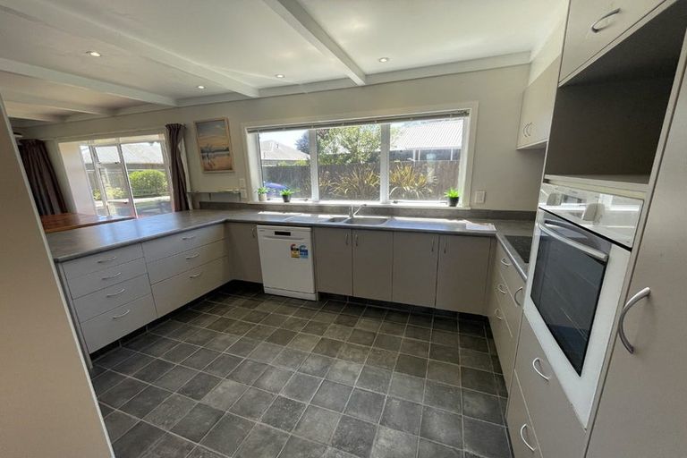 Photo of property in 296b Mangorei Road, Merrilands, New Plymouth, 4312