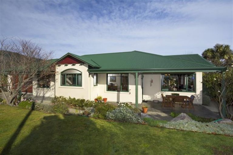 Photo of property in 92 Templemore Drive, Richmond, 7020