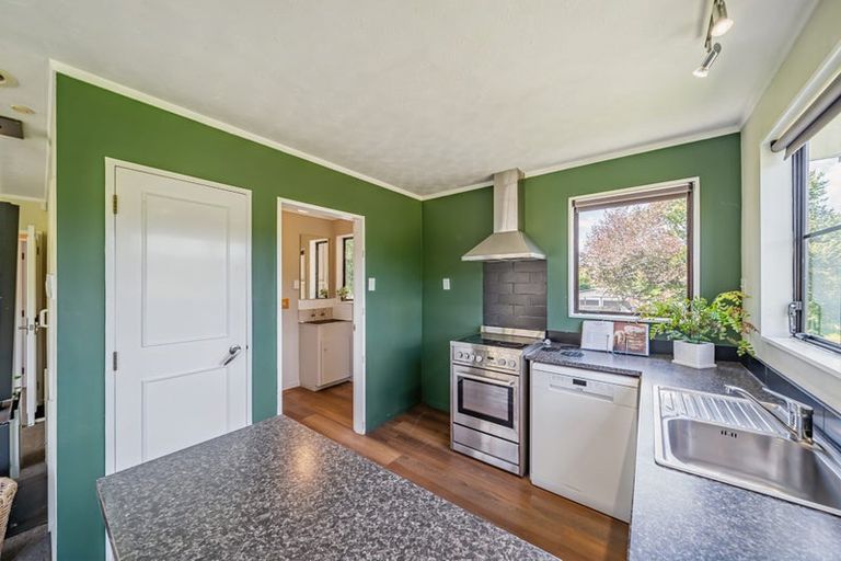 Photo of property in 2/84 Gillespies Road, Birchville, Upper Hutt, 5018