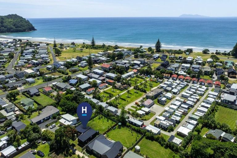 Photo of property in 94c Beach Road, Waihi Beach, 3611