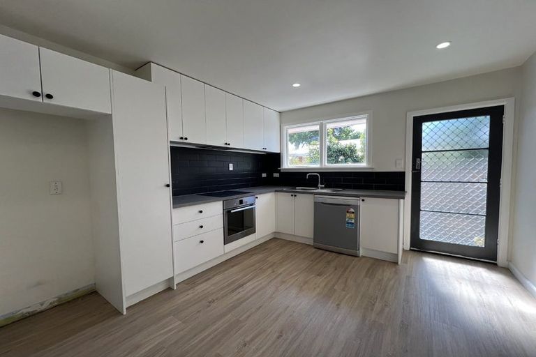 Photo of property in 178 Centaurus Road, Saint Martins, Christchurch, 8022