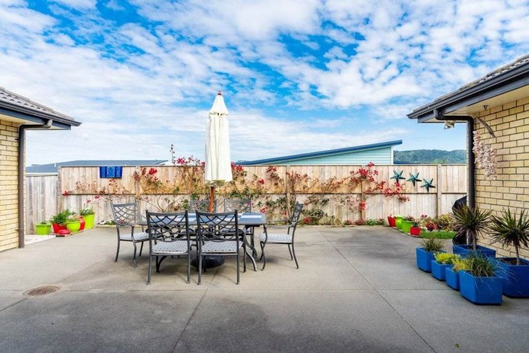 Photo of property in 5 Hillside Avenue, Mangawhai Heads, Mangawhai, 0505