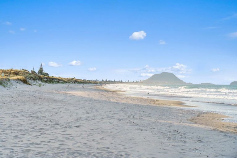 Photo of property in 374 Papamoa Beach Road, Papamoa Beach, Papamoa, 3118