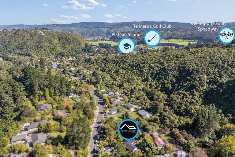 Photo of property in 135 Plateau Road, Te Marua, Upper Hutt, 5018