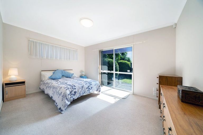 Photo of property in 172 Waitemata Drive, Ranui, Auckland, 0612