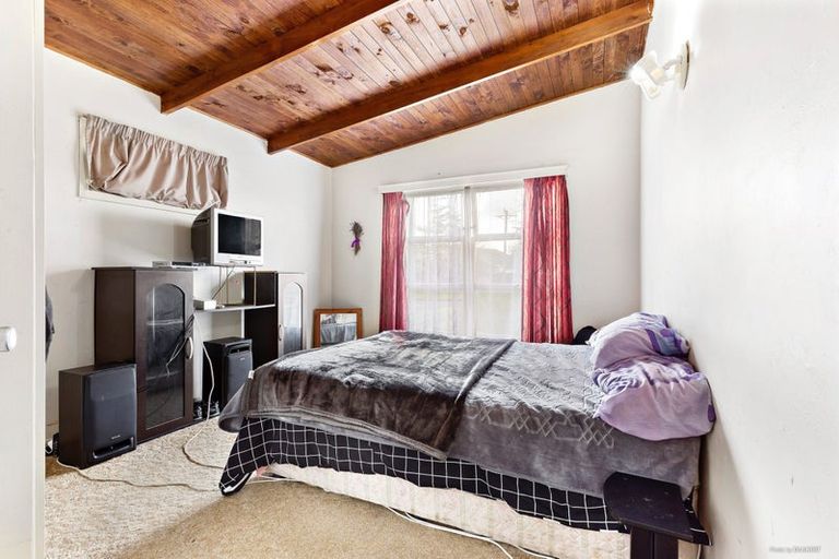 Photo of property in 59 Birdwood Road East, Pukekohe, 2120