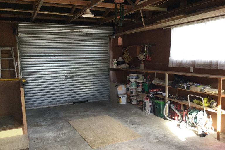 Photo of property in 3 Kaimata Street, Brooklands, New Plymouth, 4310