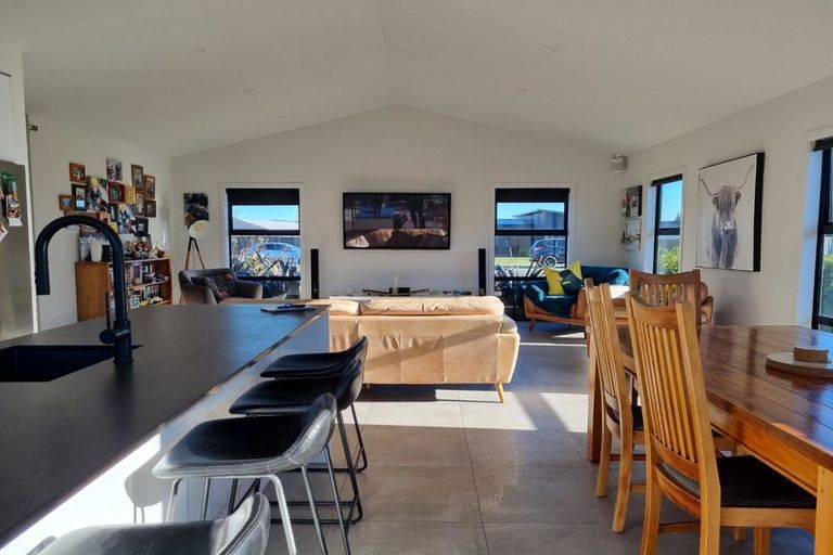 Photo of property in 16 Fantail Avenue, Carterton, 5713