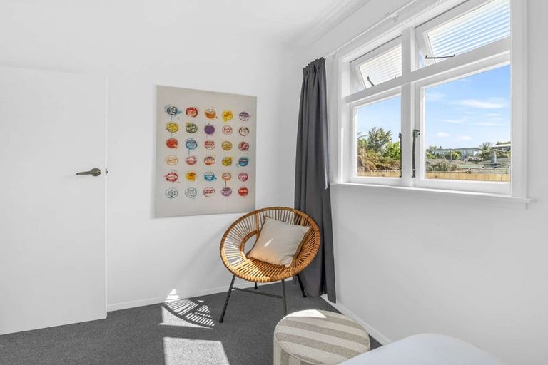 Photo of property in 18 Dudley Street, Levin, 5510