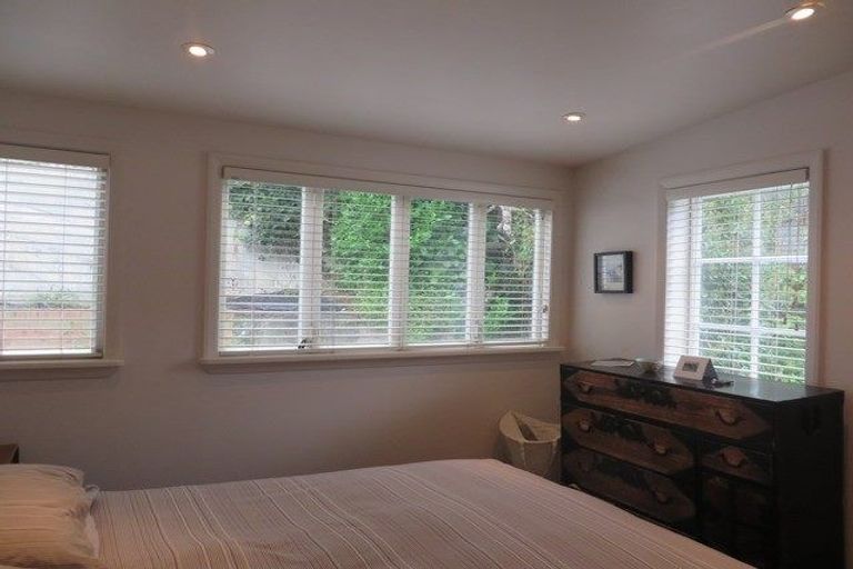 Photo of property in 249 Tinakori Road, Thorndon, Wellington, 6011