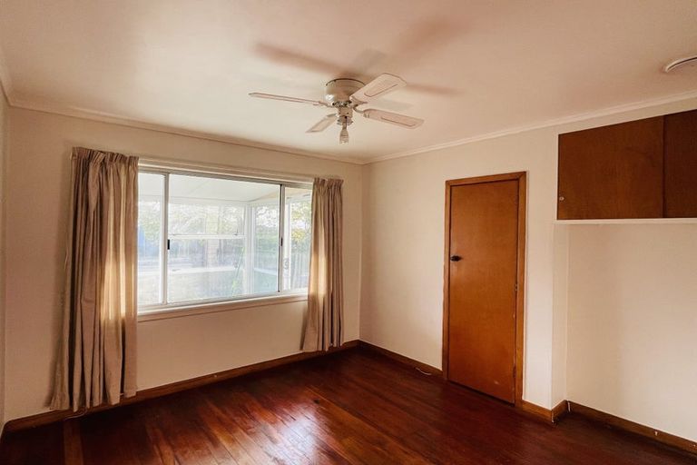 Photo of property in 9 Mcleod Road, Henderson, Auckland, 0612