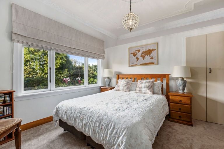 Photo of property in 17 Moreton Road, Carterton, 5713