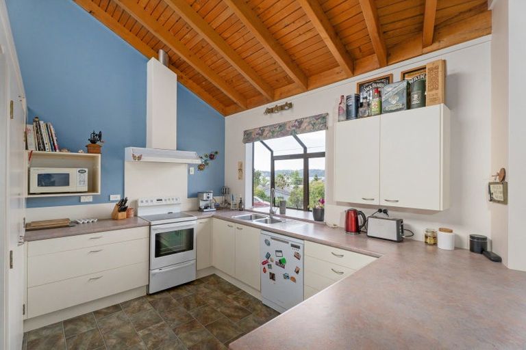 Photo of property in 28 Centennial Drive, Whitianga, 3510