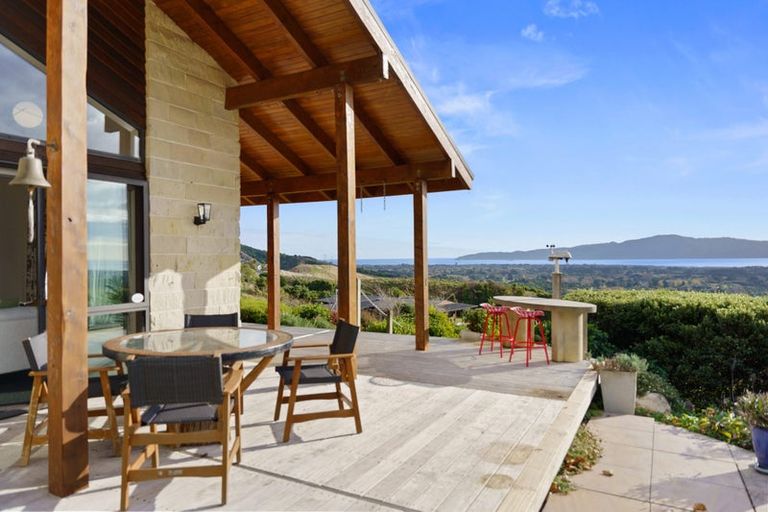 Photo of property in 123 Aston Road, Waikanae, 5391