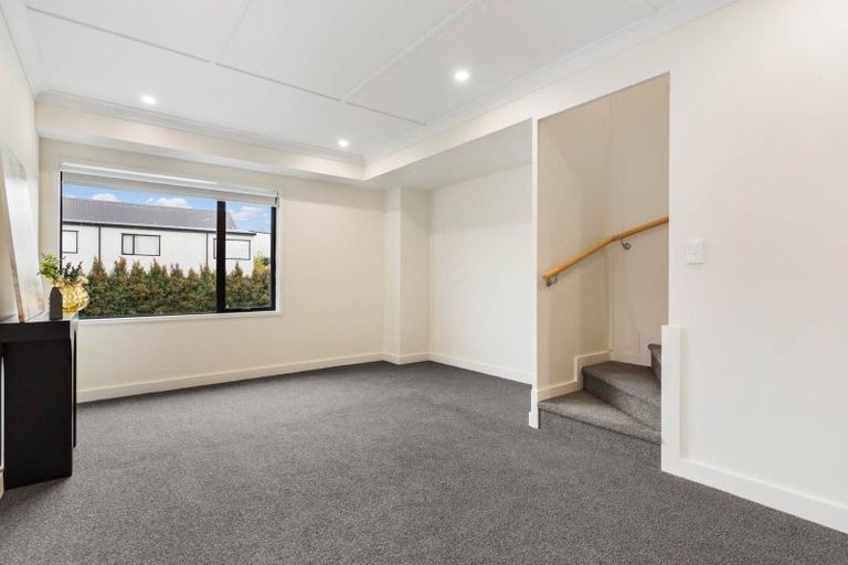 Photo of property in 44e Westgate Drive, Westgate, Auckland, 0614