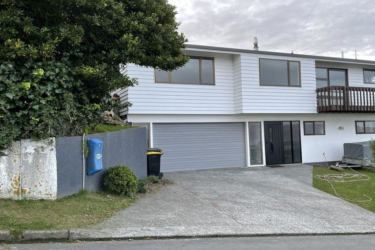 Photo of property in 5 Birla Terrace, Broadmeadows, Wellington, 6035