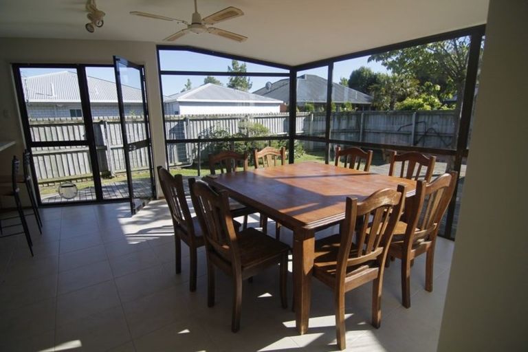 Photo of property in 2/9 Ngaio Street, Saint Martins, Christchurch, 8022