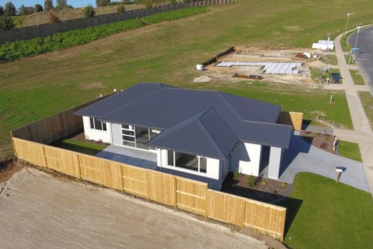 Photo of property in 23 Whakaturou Crescent, Pyes Pa, Tauranga, 3112