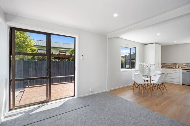 Photo of property in 152 Gayhurst Road, Dallington, Christchurch, 8061