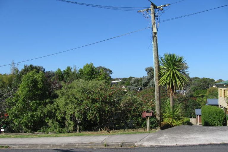 Photo of property in 12a Sealy Road, Torbay, Auckland, 0630