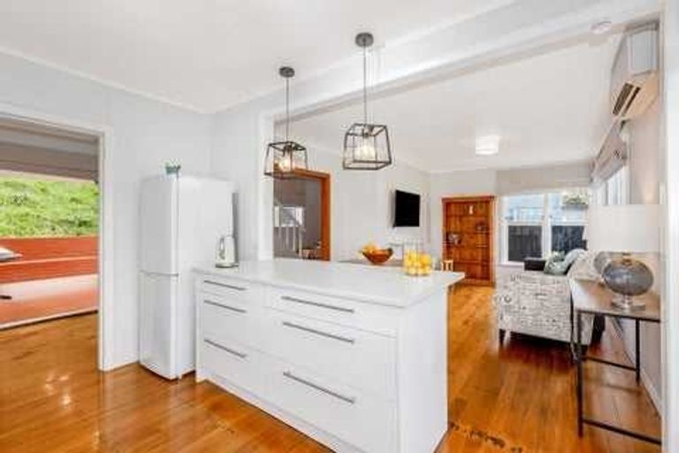 Photo of property in 61 Dimock Street, Titahi Bay, Porirua, 5022