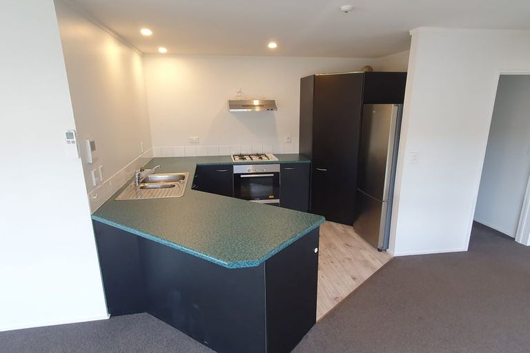 Photo of property in 8 Girton Terrace, Mount Cook, Wellington, 6021