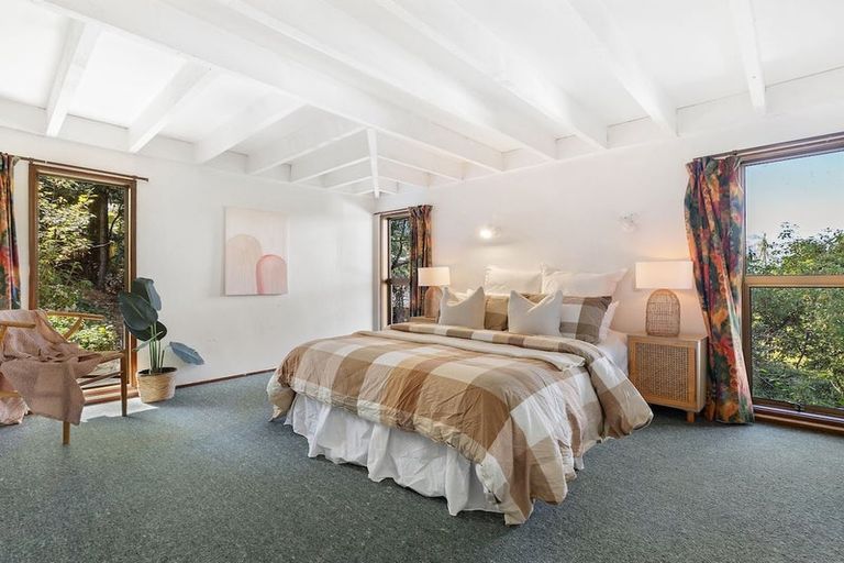 Photo of property in 44 Arawata Terrace, Sunshine Bay, Queenstown, 9300