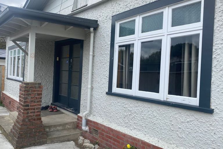 Photo of property in 28 Alfred Street, Roslyn, Palmerston North, 4414