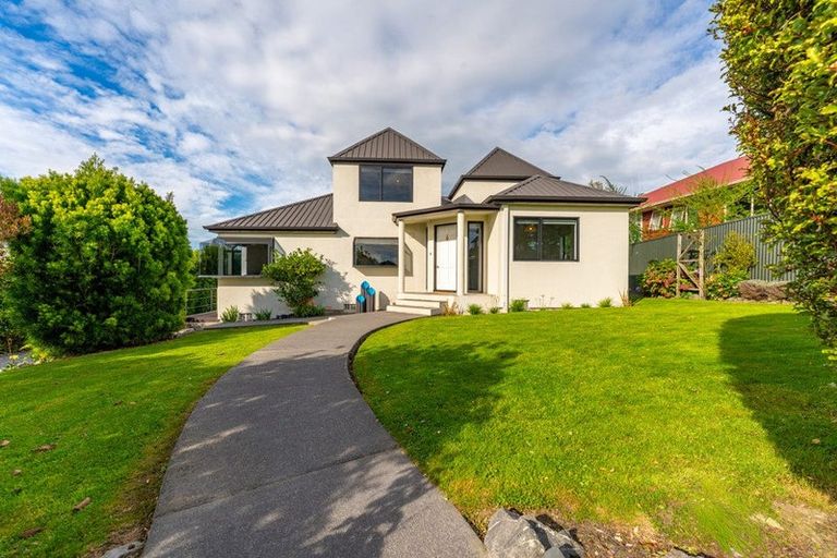 Photo of property in 17 Darby Street, Geraldine, 7930