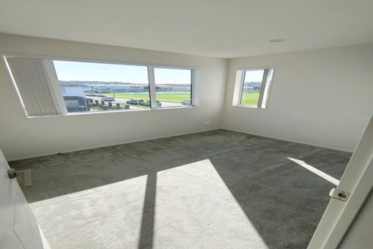 Photo of property in 75 Rosewell Crescent, Flat Bush, Auckland, 2019