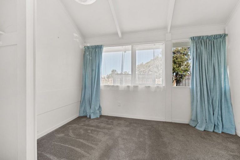 Photo of property in 27 Guthrie Crescent, Castlepoint, Masterton, 5889