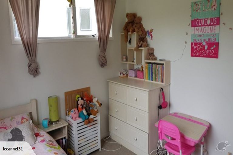 Photo of property in 15 Tallington Crescent, Torbay, Auckland, 0630