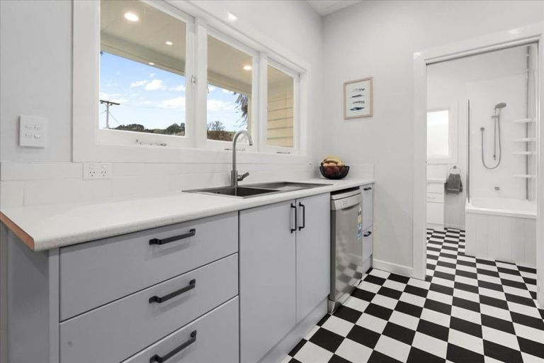 Photo of property in 1 Nettie Street, Te Kuiti, 3910