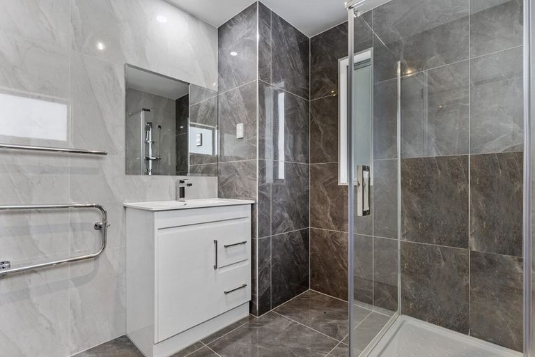 Photo of property in 58a Gloucester Road, Manurewa, Auckland, 2102