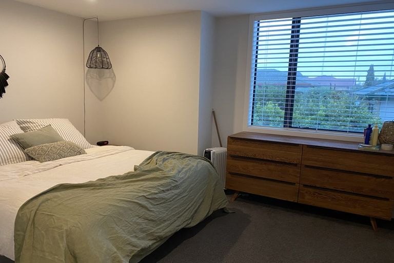 Photo of property in 4/4163 Great North Road, Glen Eden, Auckland, 0602