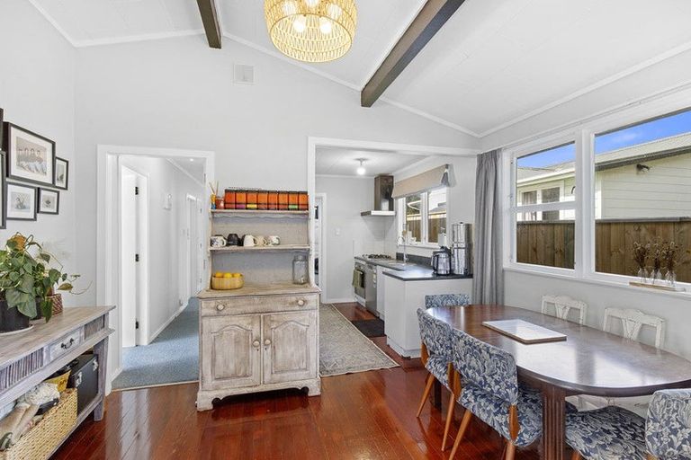 Photo of property in 3a Plateau Road, Te Marua, Upper Hutt, 5018