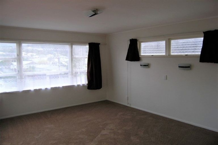 Photo of property in 182 George Street, Stokes Valley, Lower Hutt, 5019