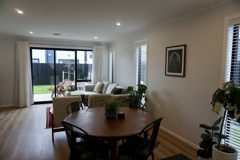 Photo of property in 6 La Mer Lane, Wallaceville, Upper Hutt, 5018